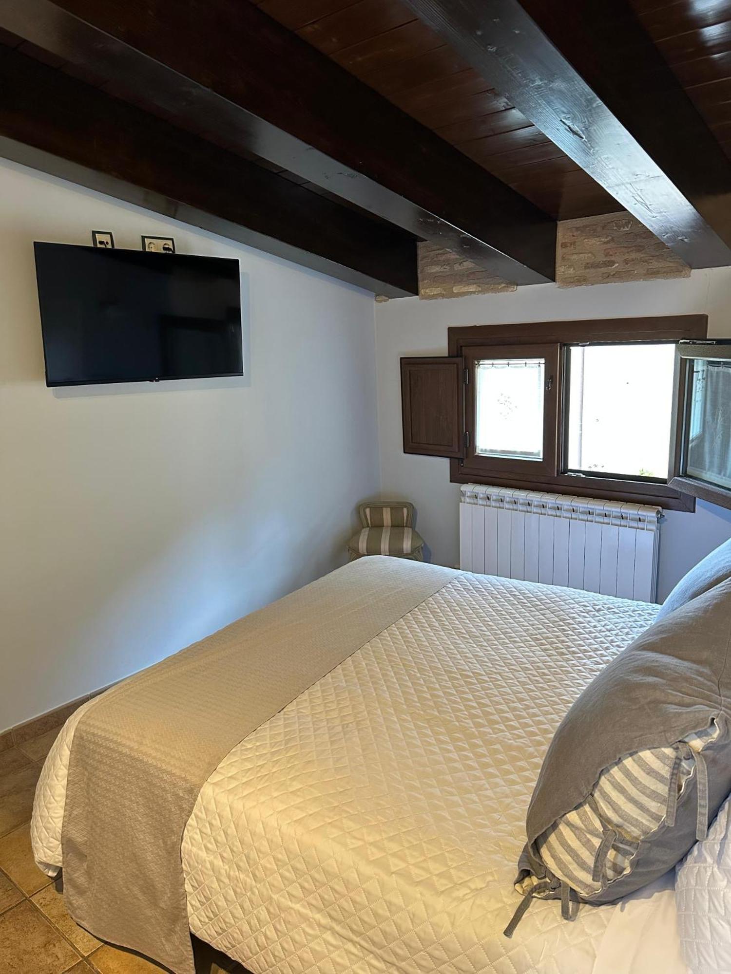 Aitetxe Laguardia Guest House Exterior photo